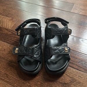 Black chunky quilted sandals